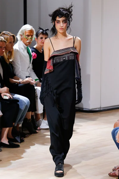Look 34